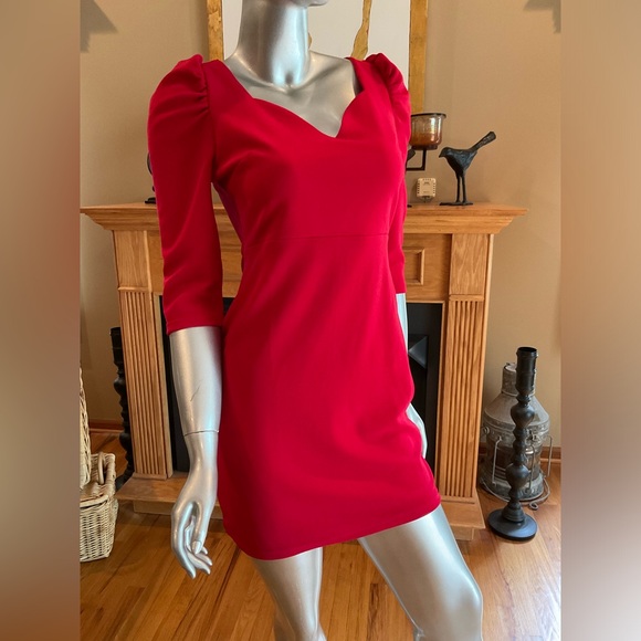 Fire Red Sweetheart Neckline Wiggle Mini Dress - Picture 6 of 8